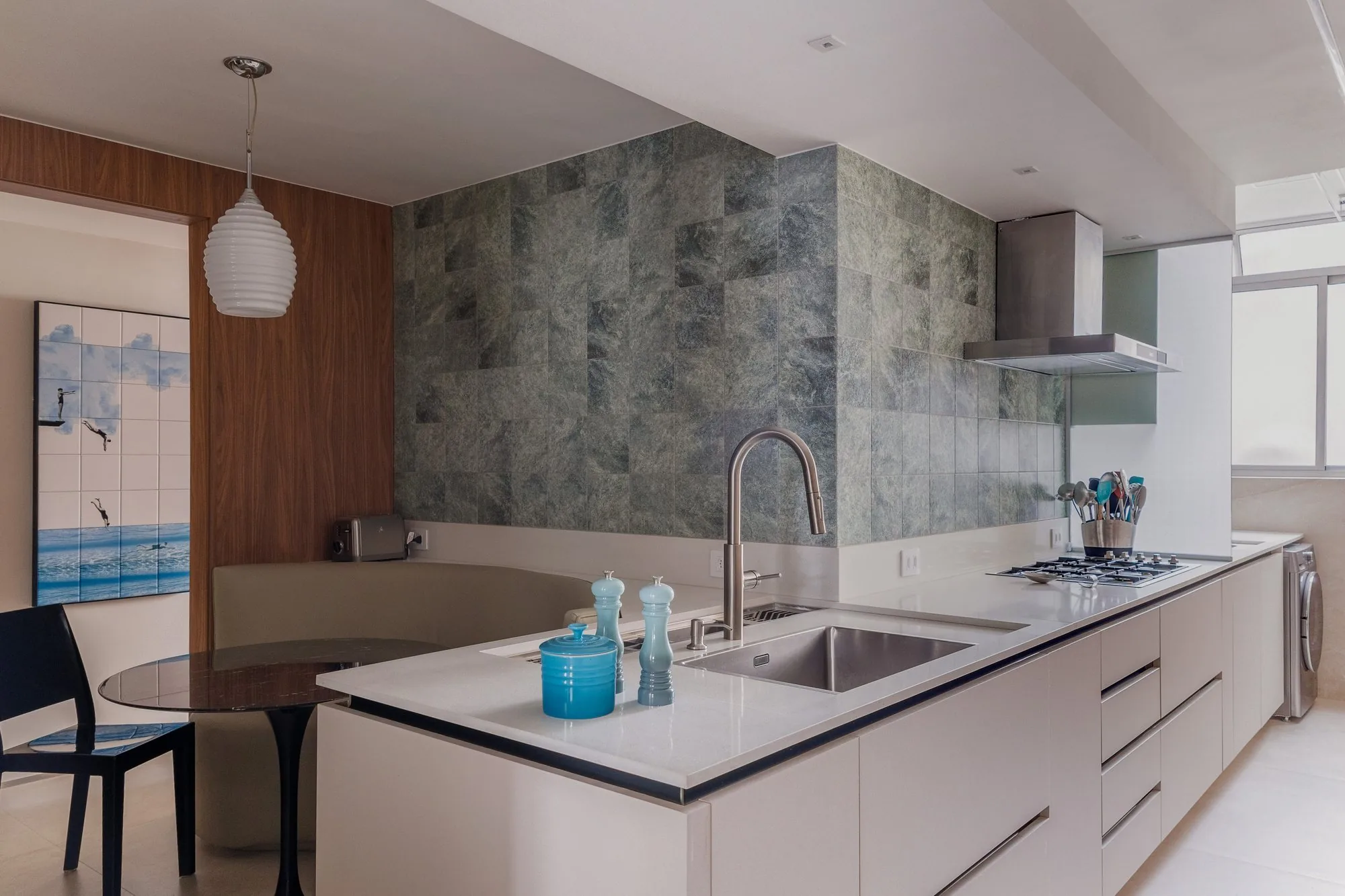Rua Barão de Jaguaripe, Apartamento Ar
