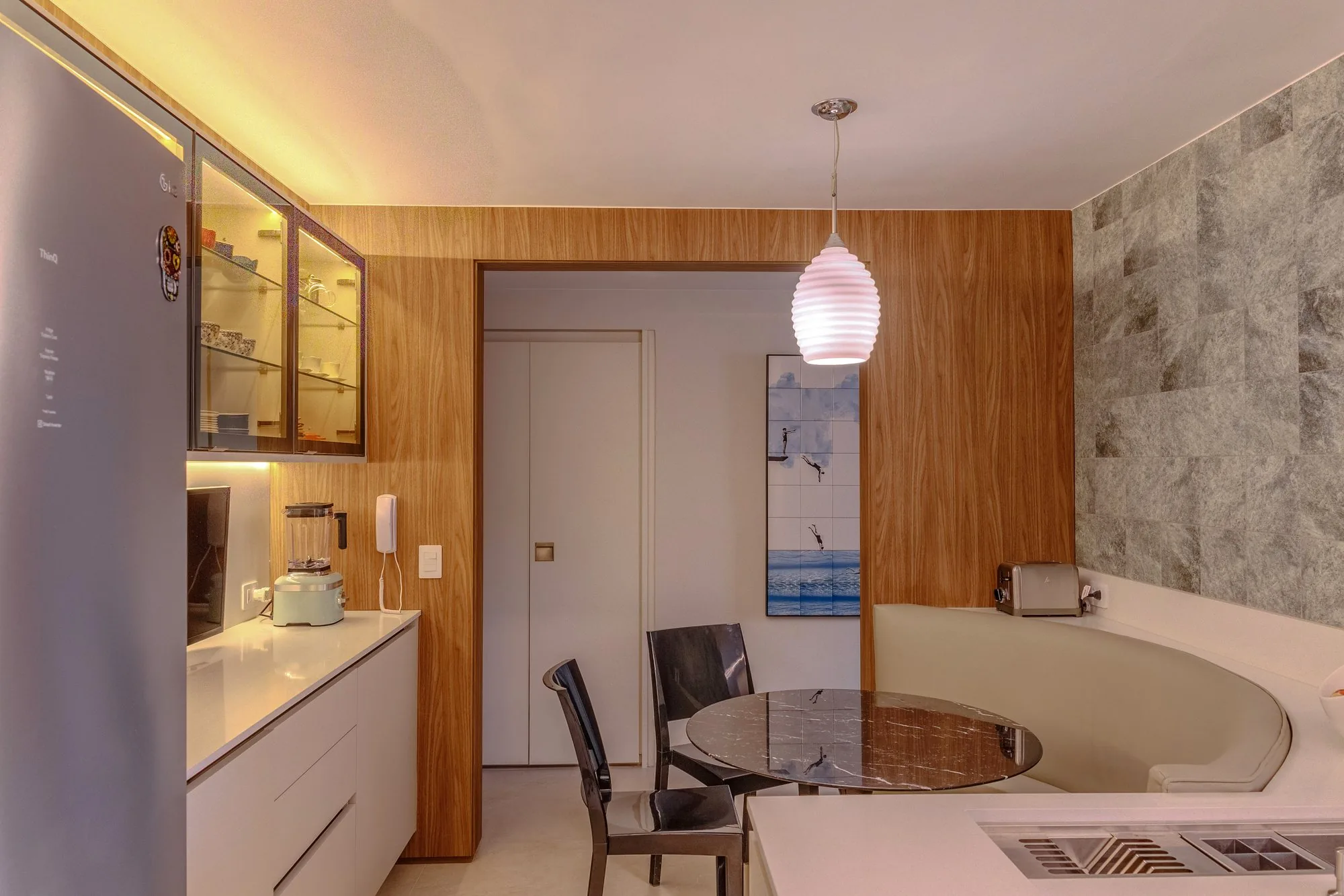 Rua Barão de Jaguaripe, Apartamento Ar
