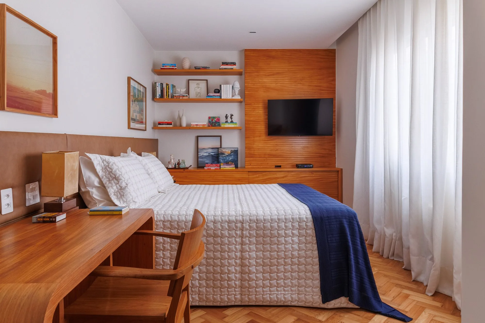Rua Barão de Jaguaripe, Apartamento Ar