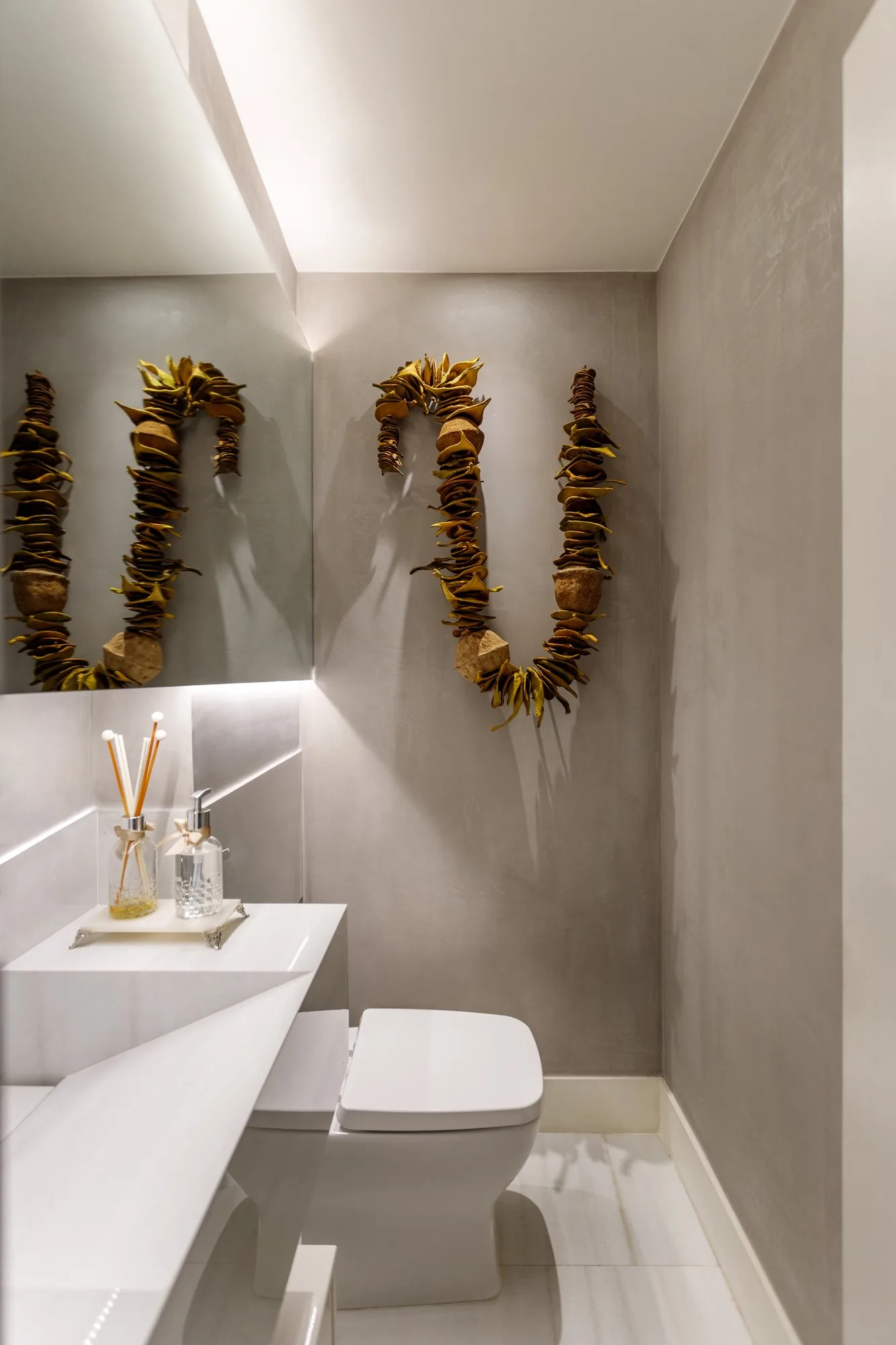 Av. Borges de Medeiras, Apartamento Jl