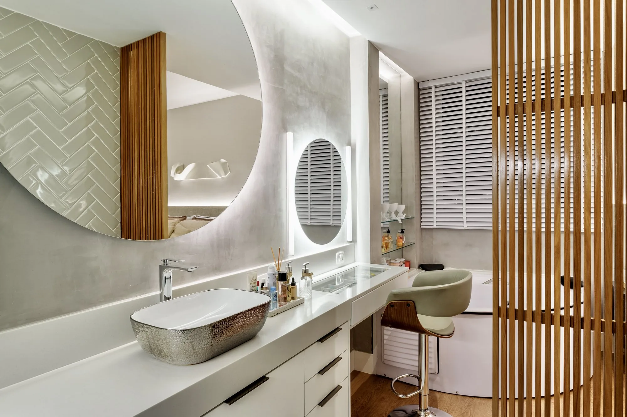 Av. Borges de Medeiras, Apartamento Jl