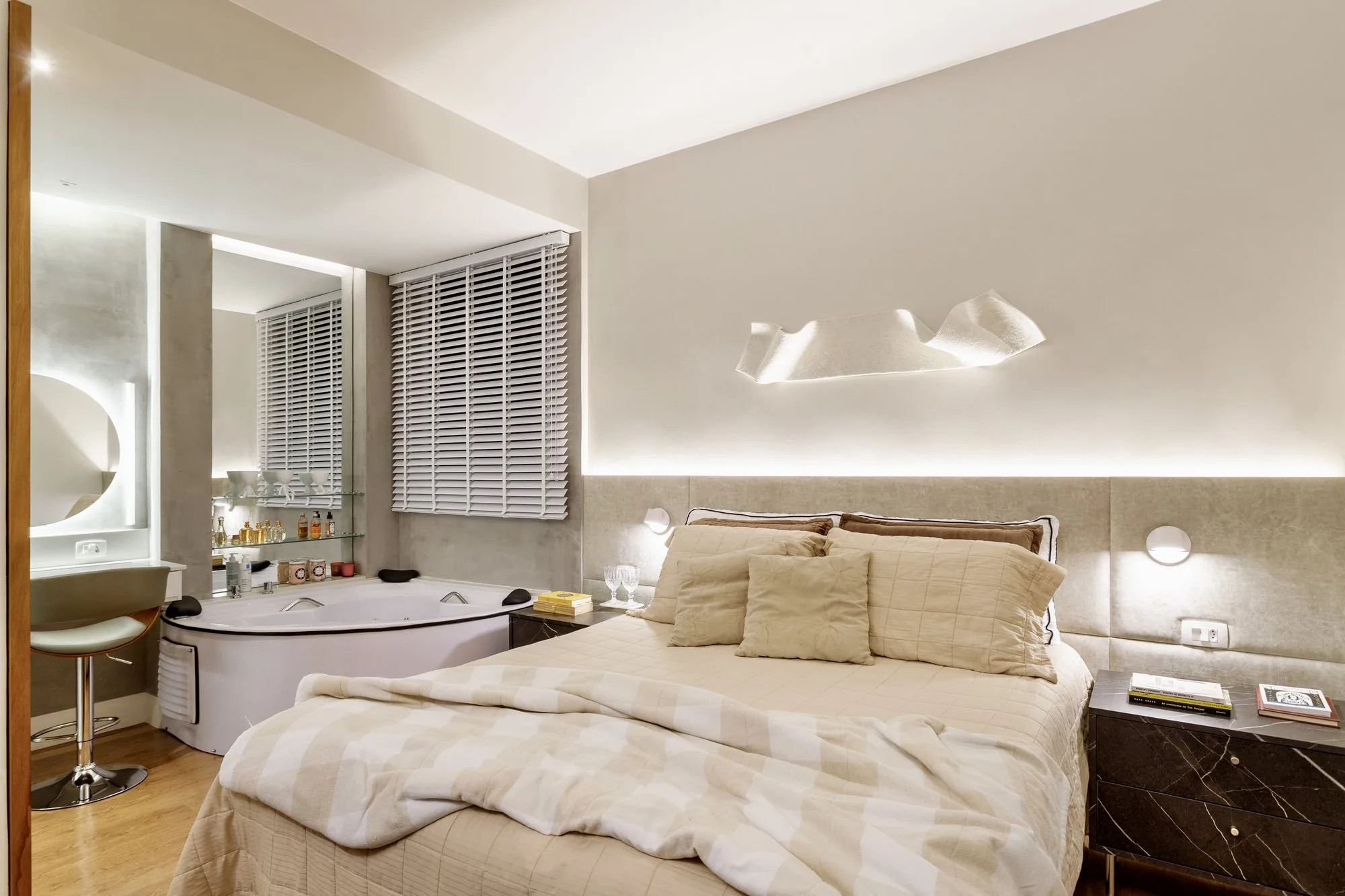 Av. Borges de Medeiras, Apartamento Jl