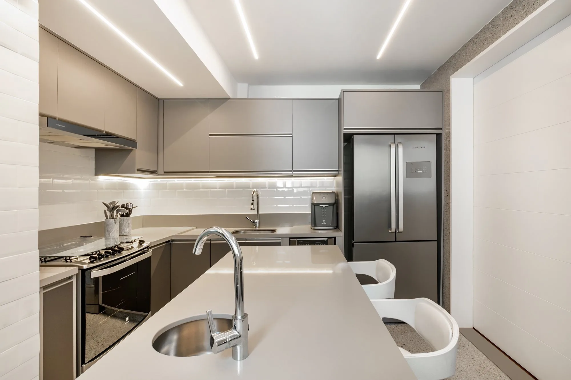 Av. Rui Barbosa, Apartamento Aj