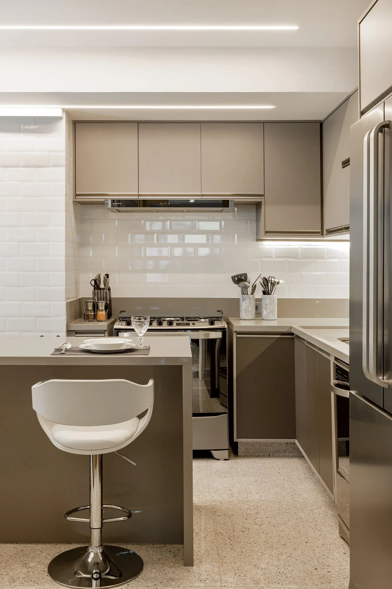 Av. Rui Barbosa, Apartamento Aj