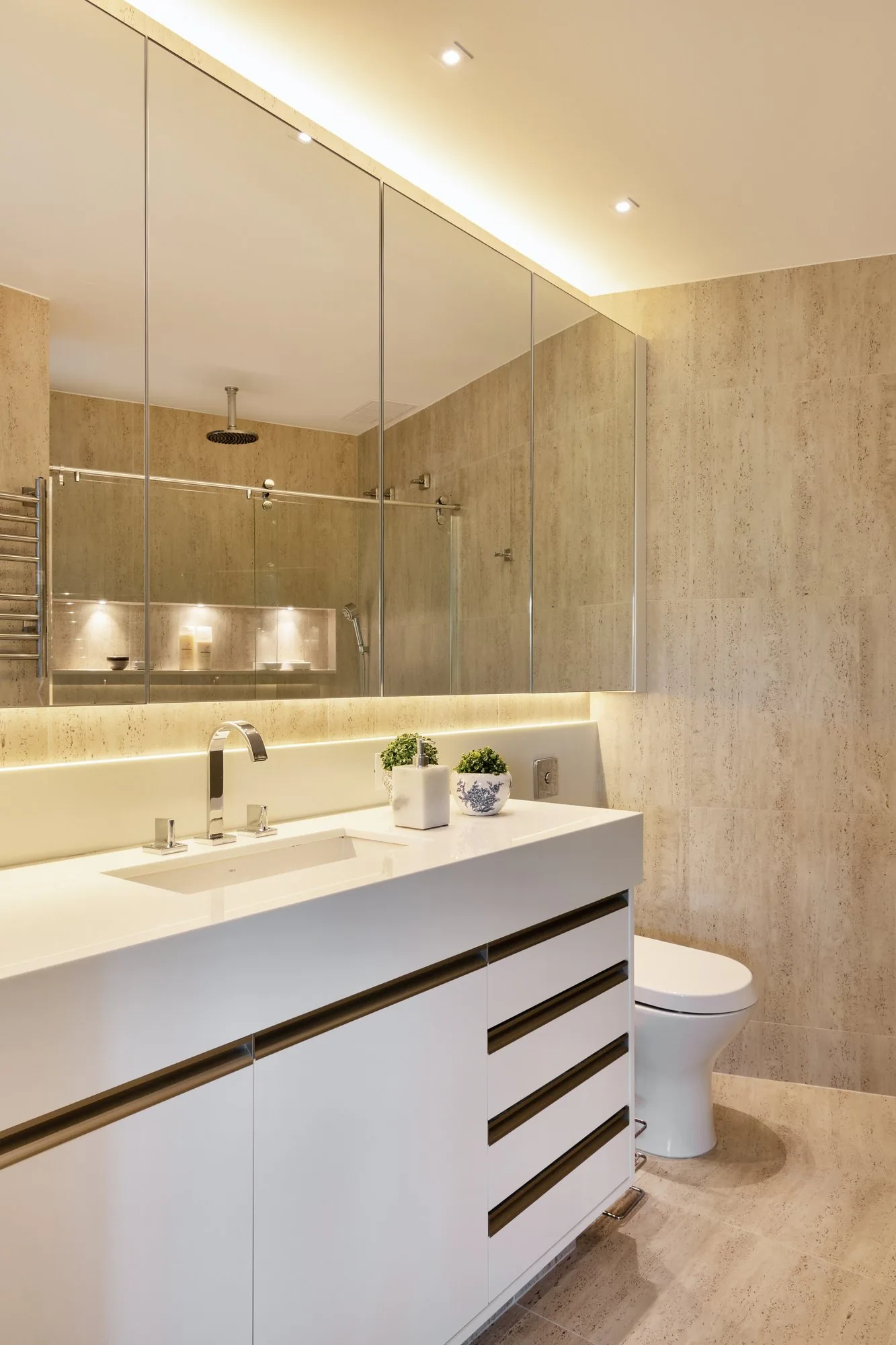 Av. Rui Barbosa, Apartamento Aj