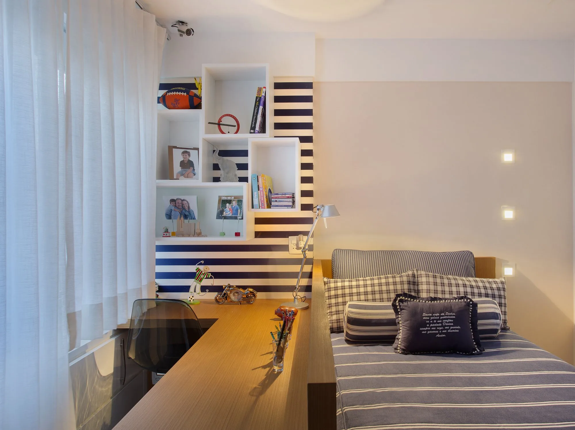 Rua Barão de Jaguaripe, Apartamento Rb